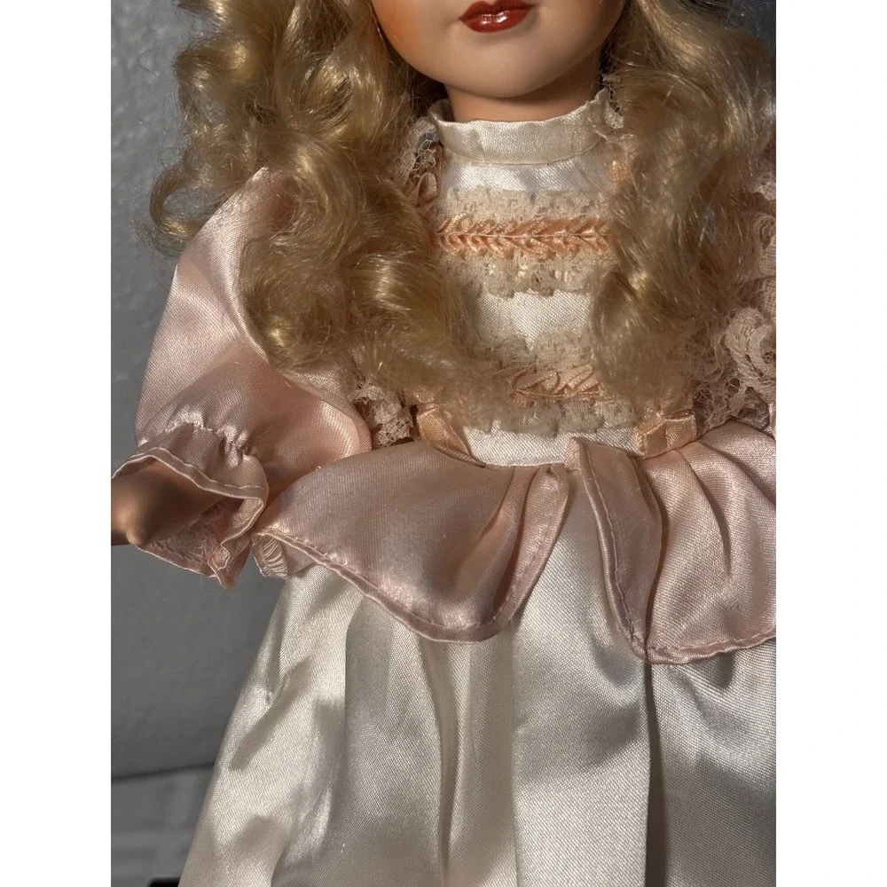 Lt Brown Hair Green Eyes Decorative Porcelain Doll Collection With Pink Outfit